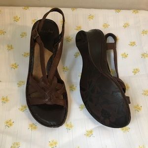 Dockers women's brown leather sandals - 8M